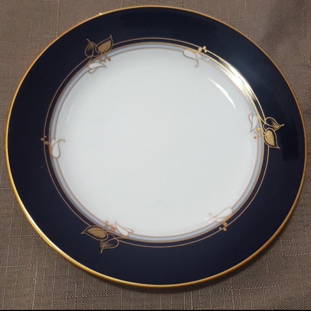 Noritake China dessert plate